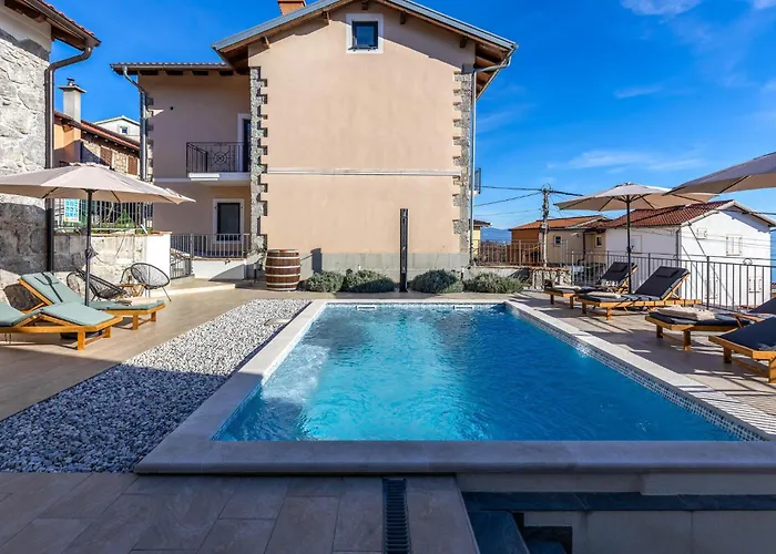 Pet Friendly In * Poljane