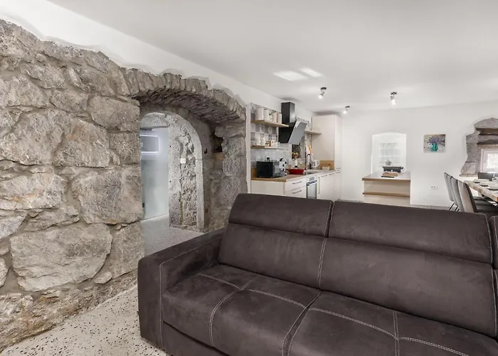 Semesterbostad Pet Friendly In Poljane