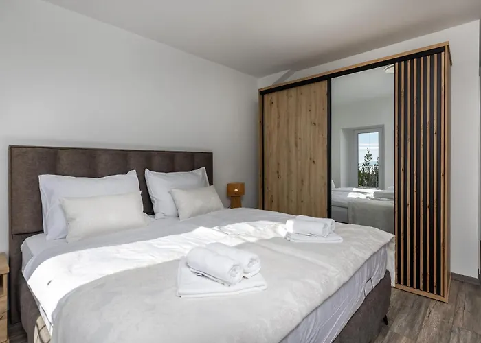 Pet Friendly In Poljane