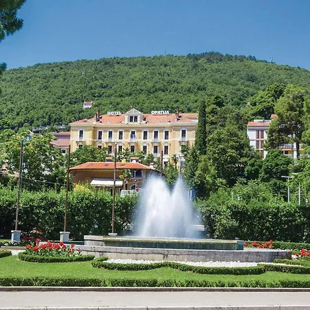 Beautiful In * Poljane
