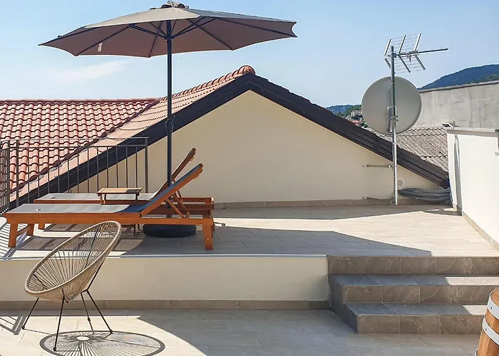 Pet Friendly In * Poljane