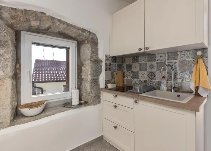 Pet Friendly In Poljane