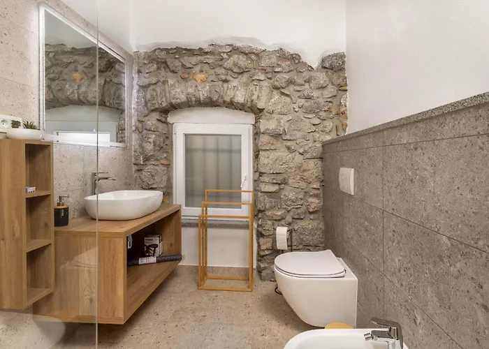 بيت للعطل Pet Friendly In Poljane